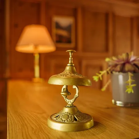 Grischuna מלון *